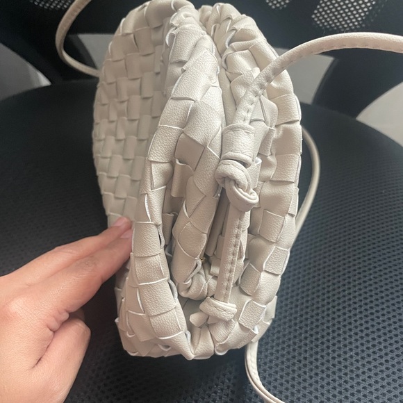 Pouch bag - Picture 4 of 4